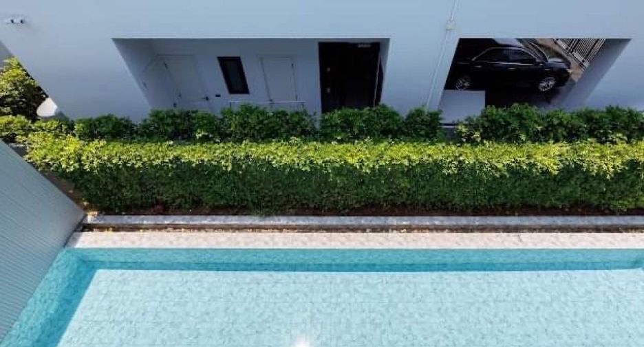 For sale 4 bedrooms house in Prawet, Bangkok