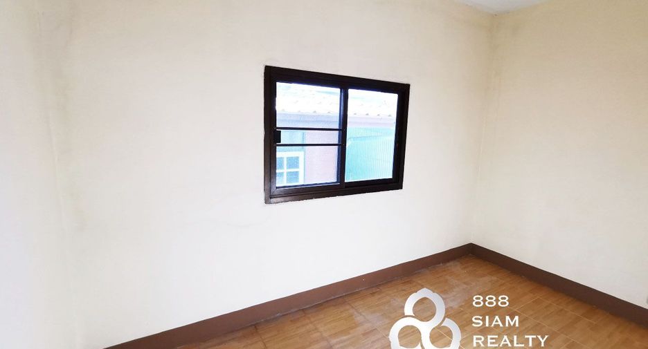 For sale 3 bedrooms house in Yan Nawa, Bangkok