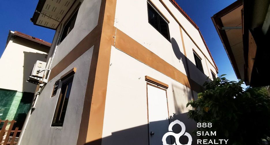 For sale 3 bedrooms house in Yan Nawa, Bangkok