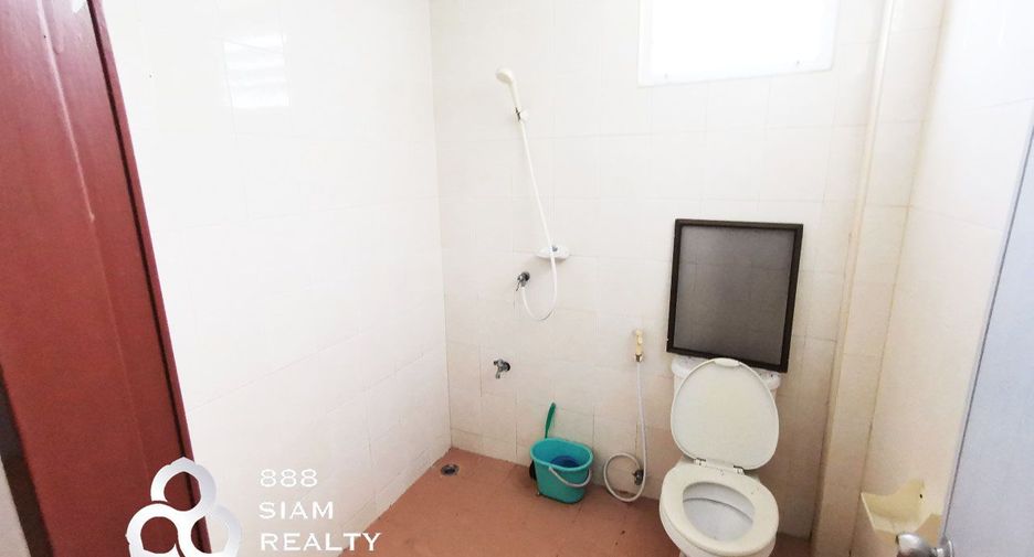For sale 3 bedrooms house in Yan Nawa, Bangkok