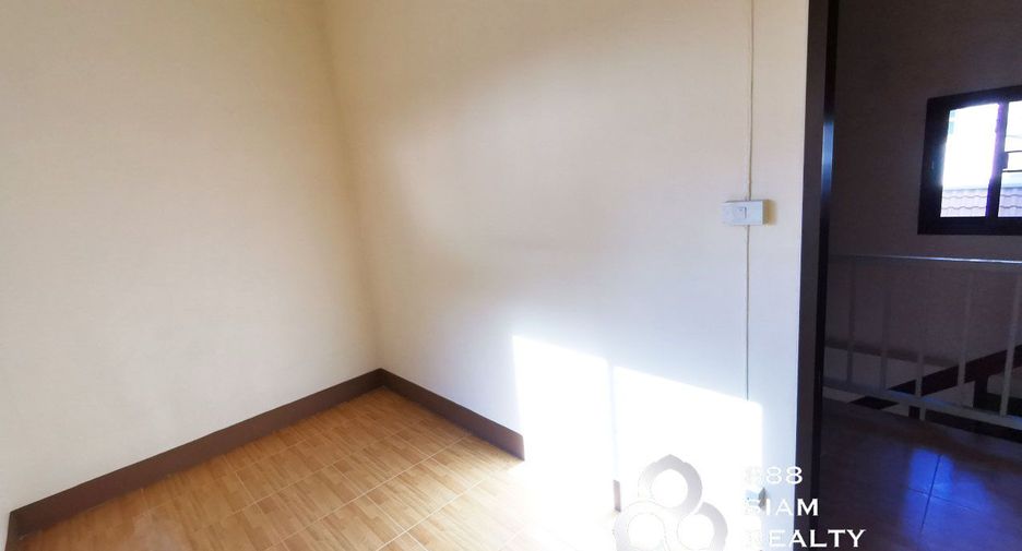 For sale 3 bedrooms house in Yan Nawa, Bangkok