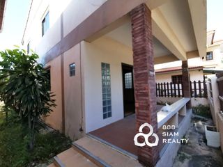 For sale 3 bedrooms house in Yan Nawa, Bangkok