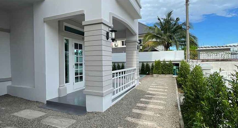 For sale 4 bedrooms house in Hang Dong, Chiang Mai