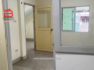 For sale 4 bedrooms townhouse in Thanyaburi, Pathum Thani