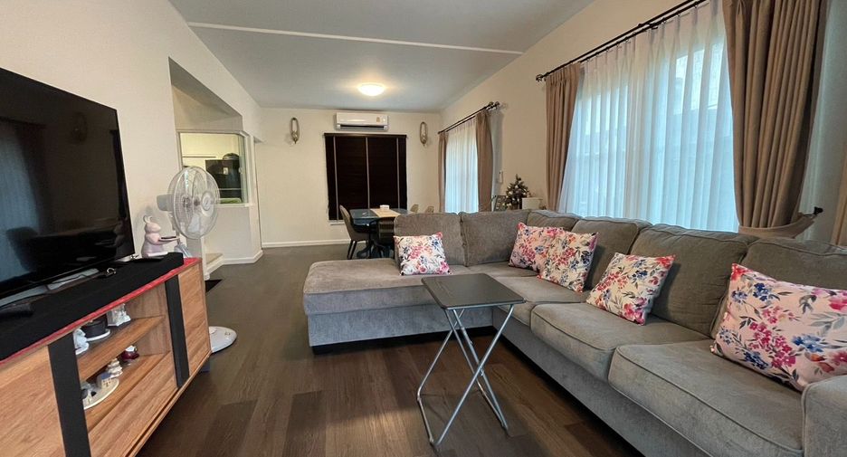 For rent and for sale 3 bedrooms house in Khlong Luang, Pathum Thani