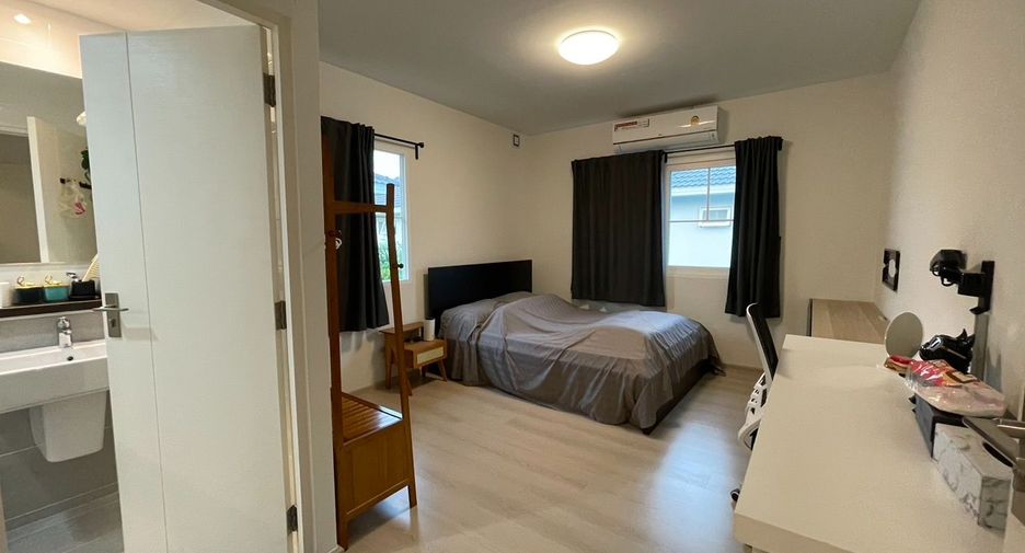 For rent and for sale 3 bedrooms house in Khlong Luang, Pathum Thani