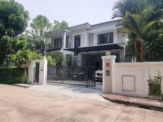 For sale 4 Beds house in Lat Krabang, Bangkok