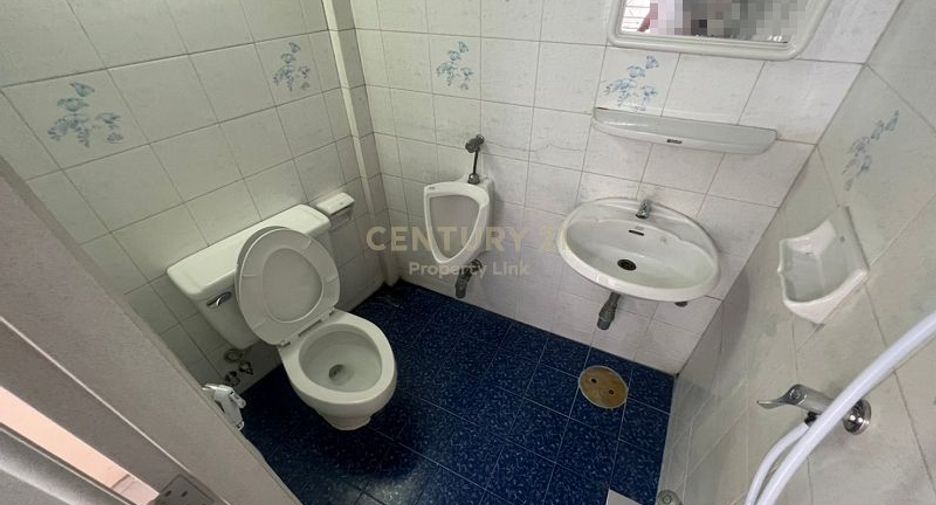 For rent 4 bedrooms townhouse in Phaya Thai, Bangkok
