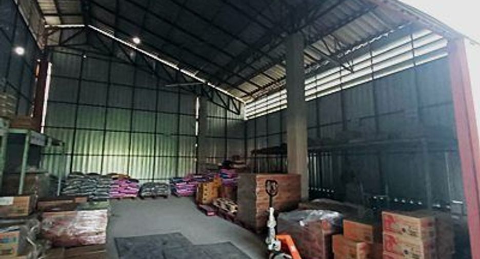 À vendre terrain à Mueang Lop Buri, Lopburi