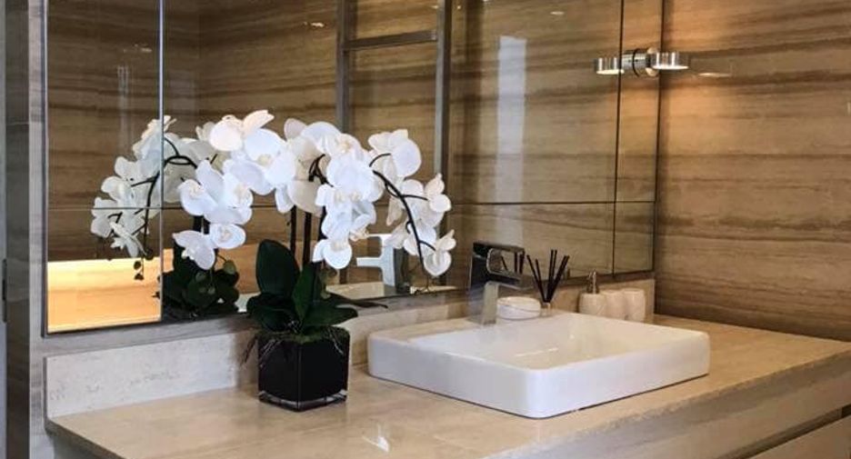 For rent 3 ベッドルーム condo in Watthana, Bangkok