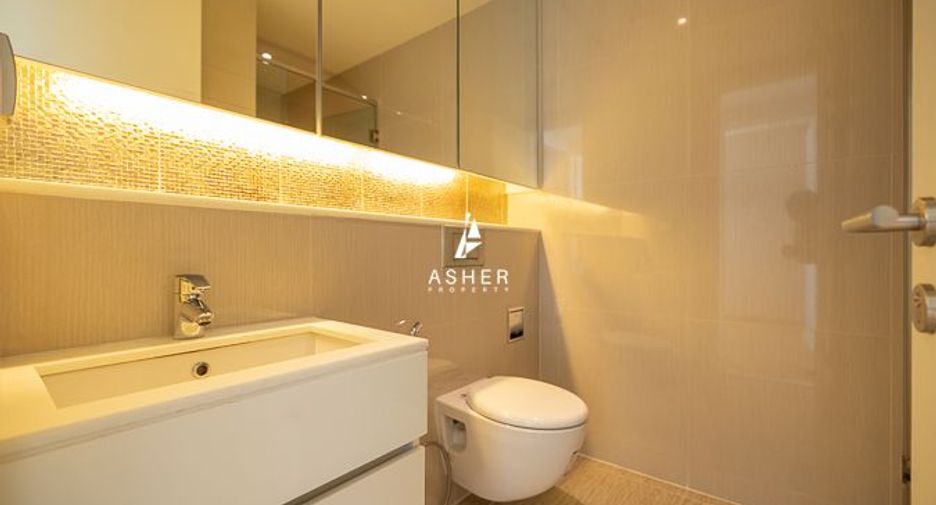 For rent 2 bedrooms condo in Watthana, Bangkok