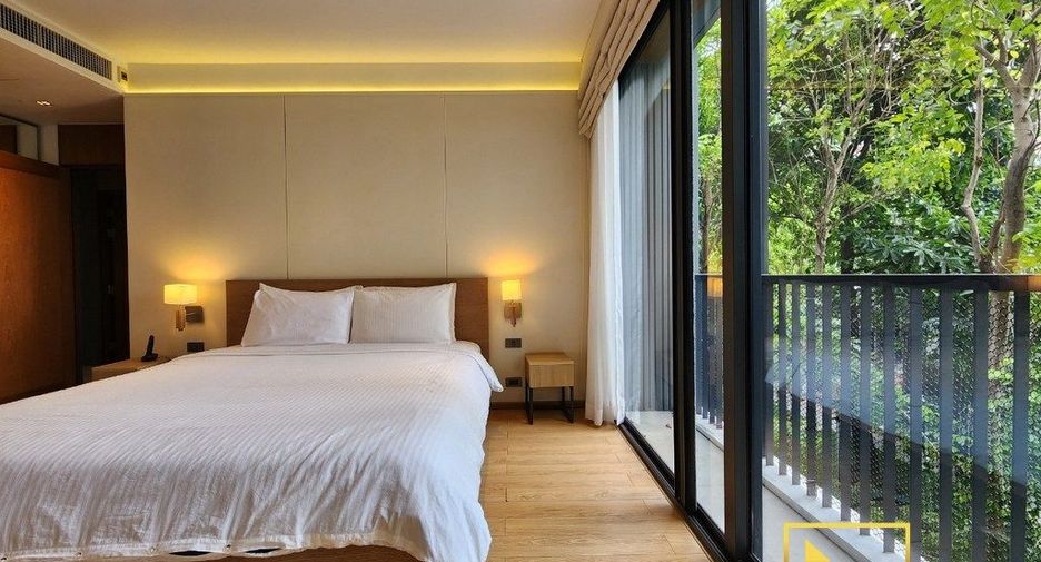 For rent 2 bedrooms serviced apartment in Watthana, Bangkok