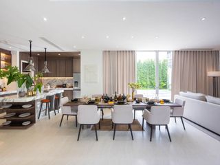 For sale 4 Beds house in Wang Thonglang, Bangkok
