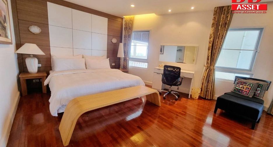 For sale 6 bed condo in Cha Am, Phetchaburi