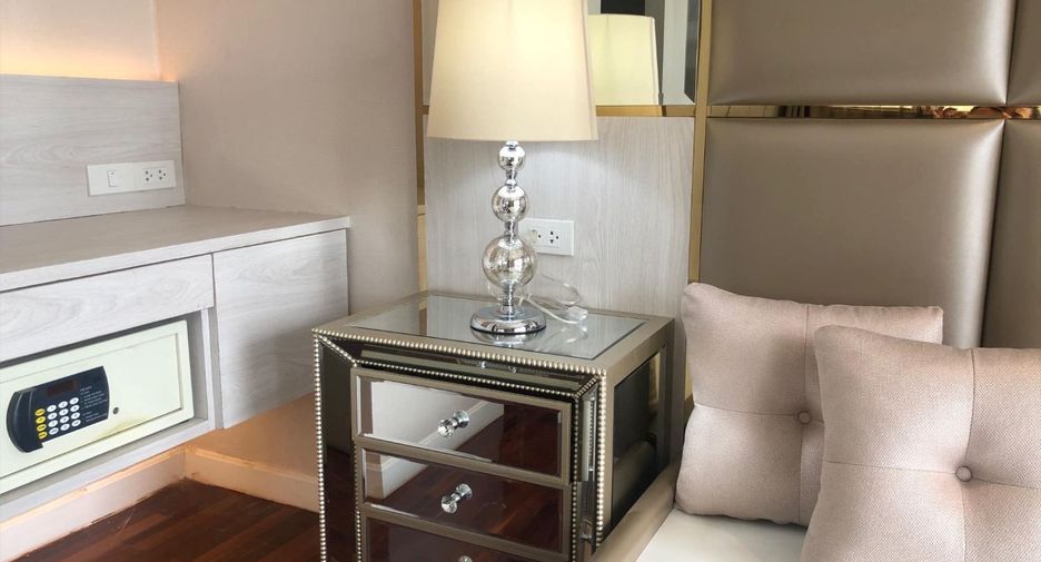 For rent and for sale 3 bedrooms condo in Watthana, Bangkok