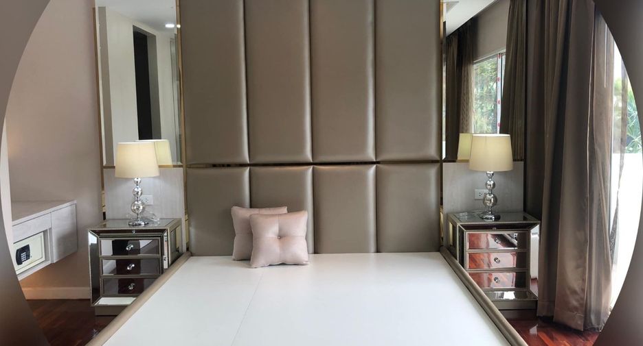 For rent and for sale 3 bedrooms condo in Watthana, Bangkok