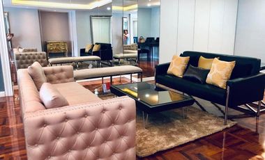 À louer et à vendre 3 chambres condo à Watthana, Bangkok