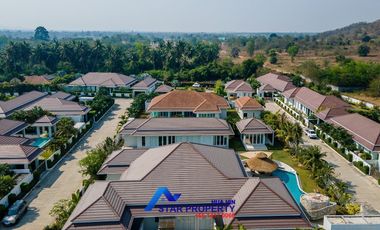 For sale 7 bedrooms villa in Hua Hin, Prachuap Khiri Khan