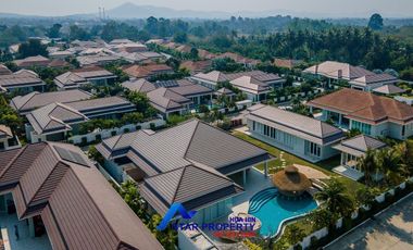 For sale 7 bedrooms villa in Hua Hin, Prachuap Khiri Khan