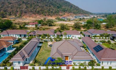 For sale 7 bedrooms villa in Hua Hin, Prachuap Khiri Khan