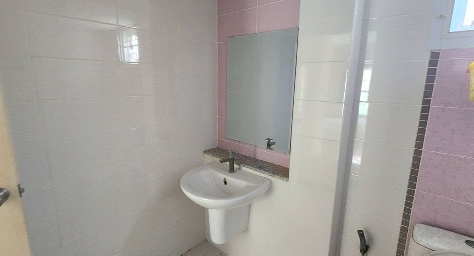 For sale 3 bed house in Mueang Chachoengsao, Chachoengsao
