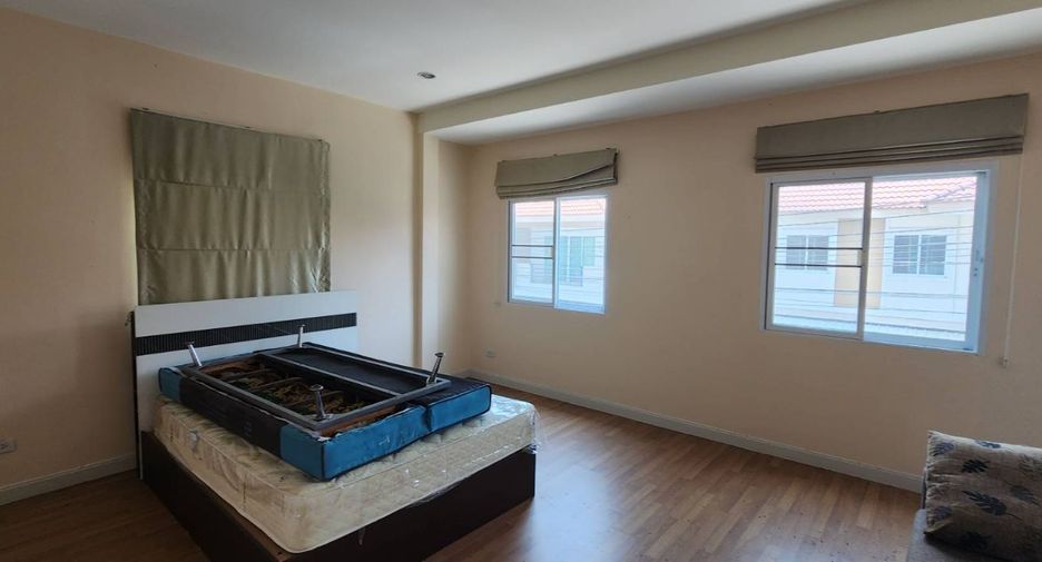 For sale 3 bed house in Mueang Chachoengsao, Chachoengsao