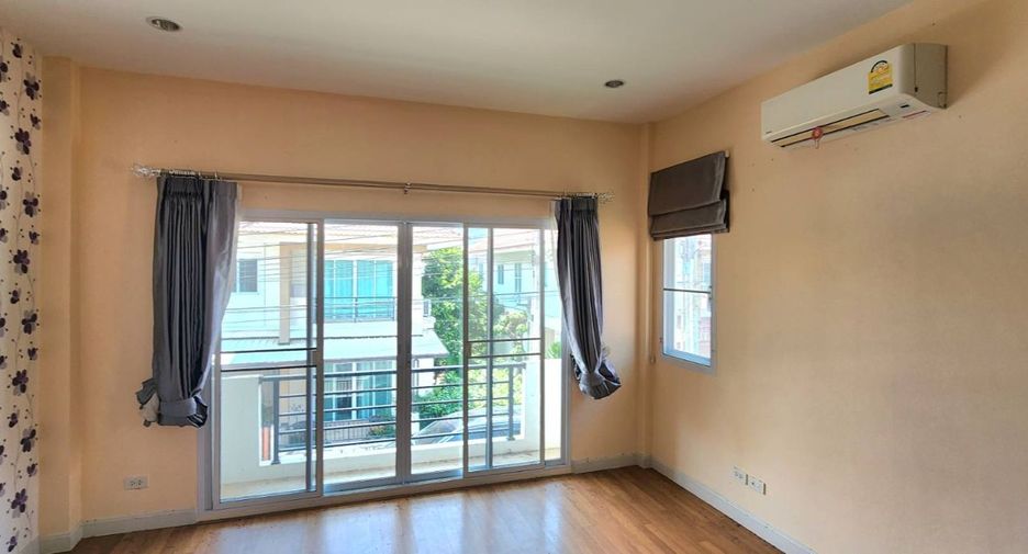 For sale 3 bed house in Mueang Chachoengsao, Chachoengsao
