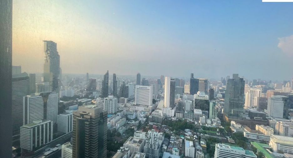 For rent 3 bedrooms condo in Sathon, Bangkok