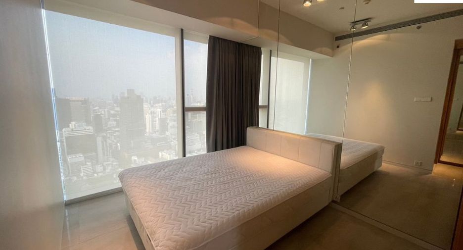 For rent 3 bedrooms condo in Sathon, Bangkok