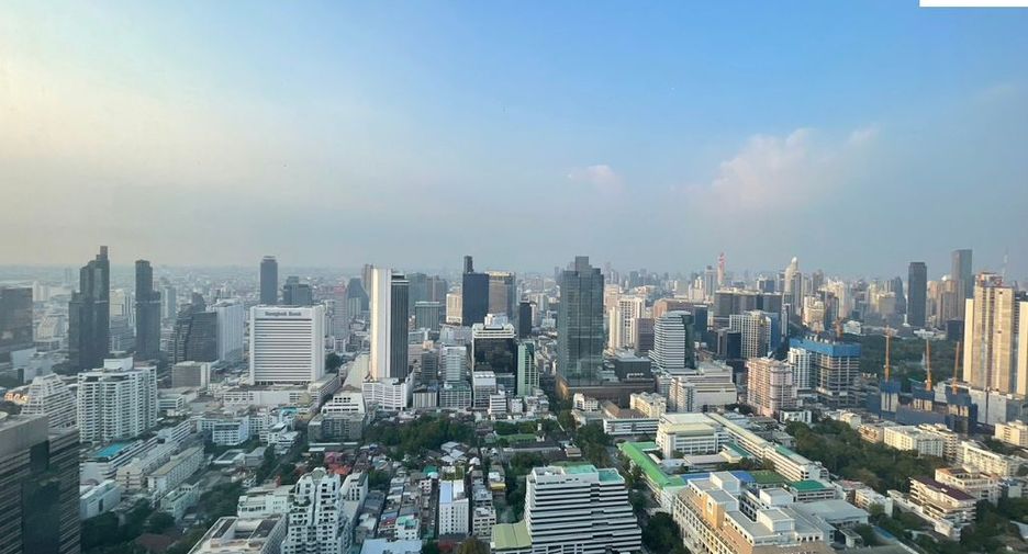 For rent 3 bedrooms condo in Sathon, Bangkok