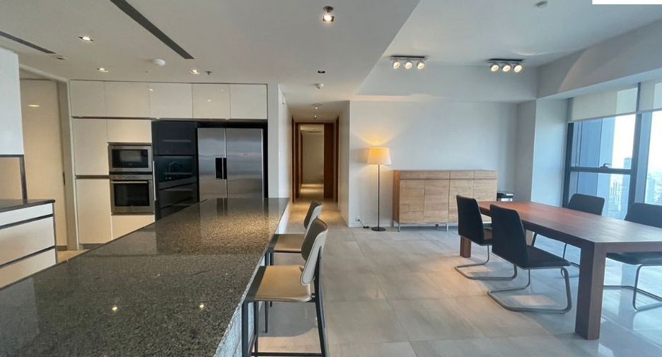For rent 3 bedrooms condo in Sathon, Bangkok