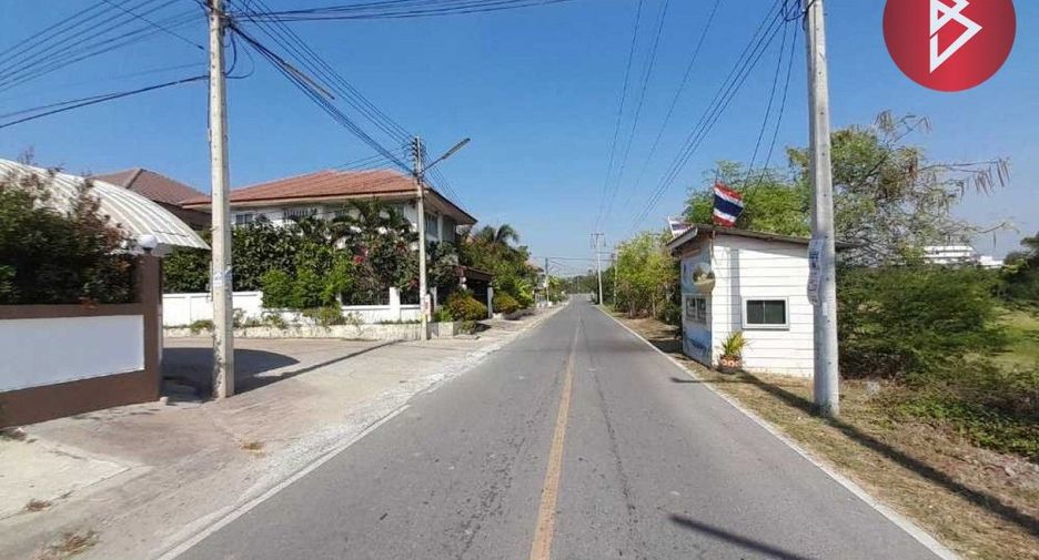 For sale 3 bed house in Mueang Chai Nat, Chainat