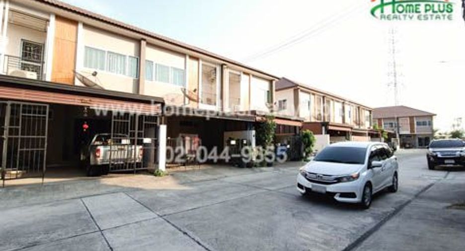 Reihenhaus zum Kauf mit 3 Zimmer in Lat Krabang, Bangkok
