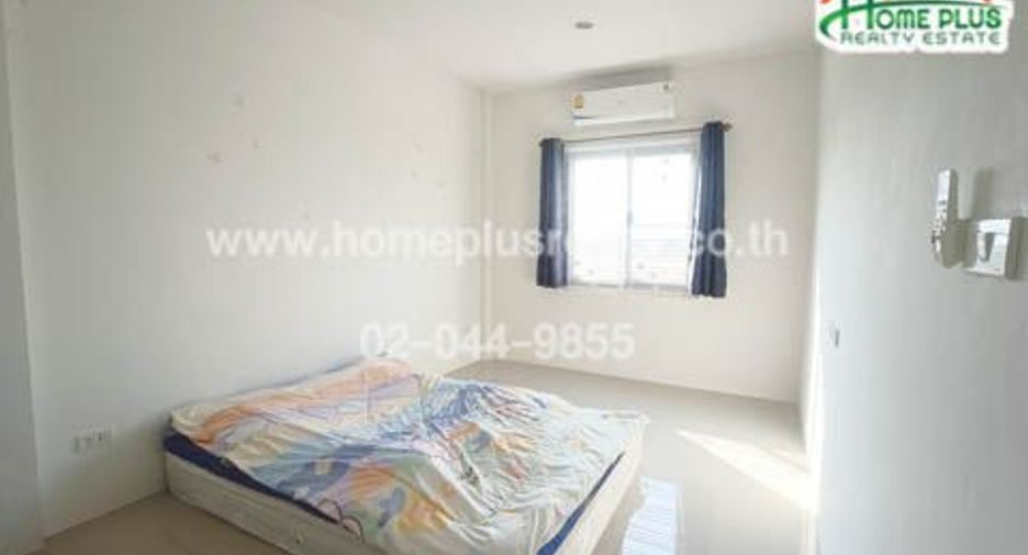 Reihenhaus zum Kauf mit 3 Zimmer in Lat Krabang, Bangkok