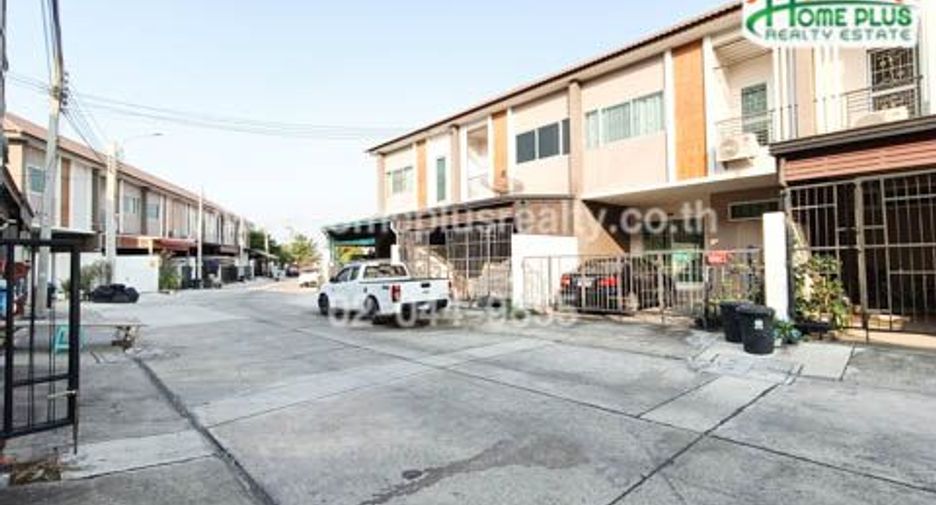 Reihenhaus zum Kauf mit 3 Zimmer in Lat Krabang, Bangkok