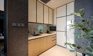 For sale 1 Beds condo in Khlong Toei, Bangkok
