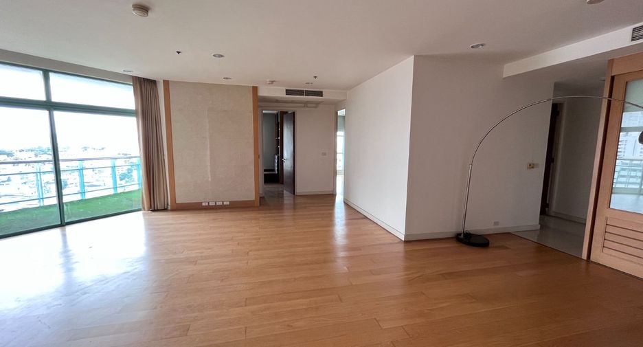Wohnung zum Kauf mit 4 Zimmer in Bang Kho Laem, Bangkok