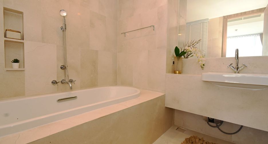 For rent and for sale 2 bedrooms condo in Thalang, Phuket