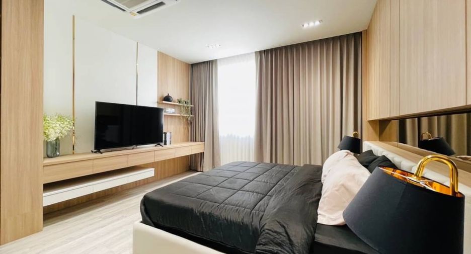 For sale 4 bedrooms house in San Kamphaeng, Chiang Mai