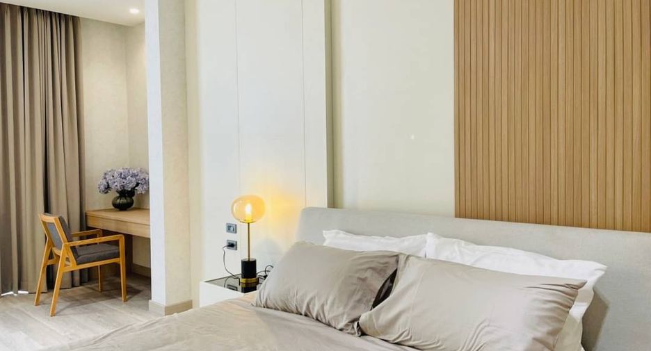 For sale 4 bedrooms house in San Kamphaeng, Chiang Mai