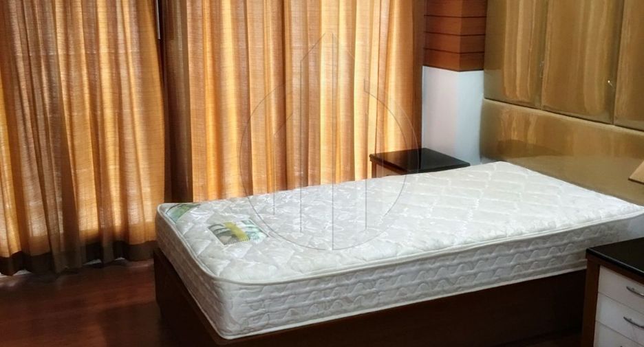 For rent and for sale 2 bedrooms condo in Watthana, Bangkok