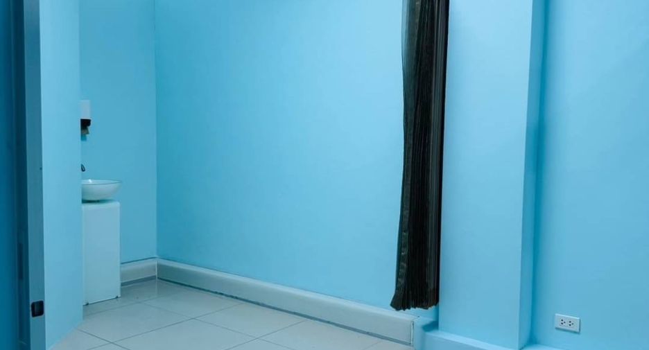 For sale 2 bedrooms retail Space in Mueang Chiang Mai, Chiang Mai