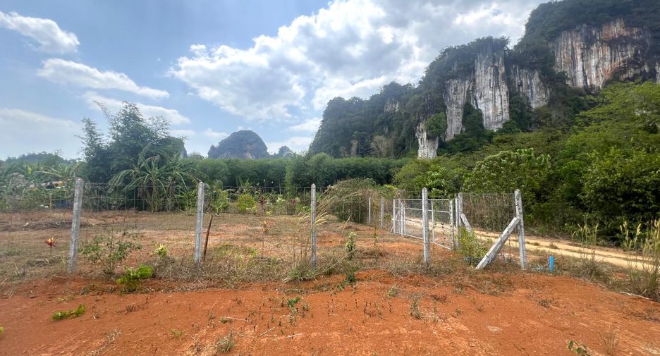 À vendre terrain à Mueang Krabi, Krabi