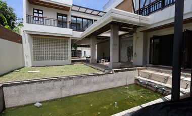 出售 4 卧室 独立屋 在 Din Daeng, 曼谷