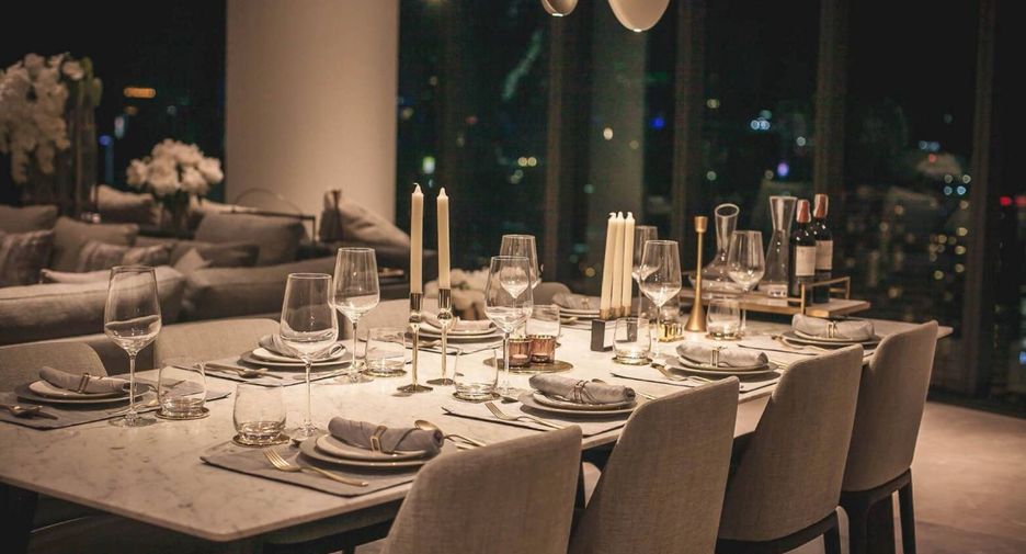 For sale 3 bed condo in Khlong San, Bangkok