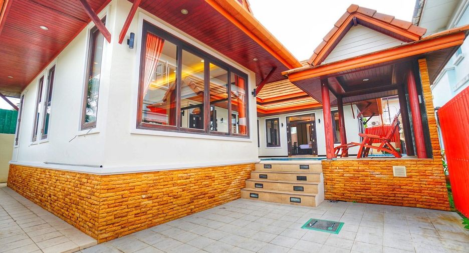 For rent 2 bedrooms villa in Mueang Phuket, Phuket