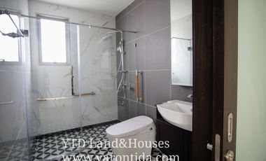 For sale 5 ベッドルーム house in Lat Krabang, Bangkok