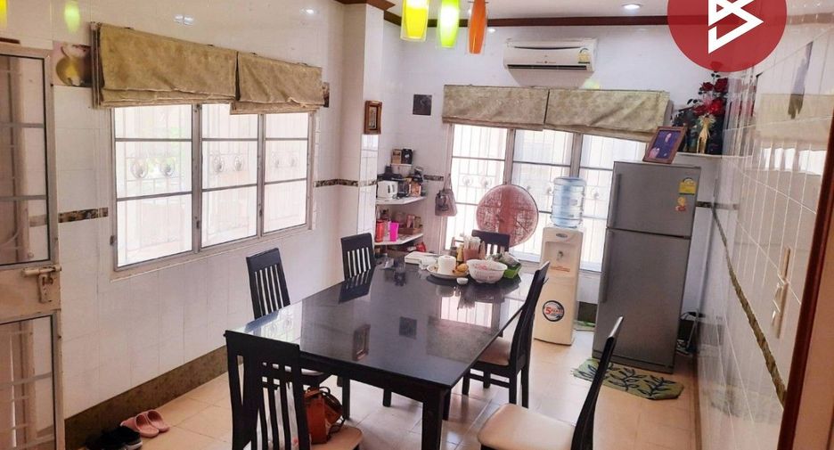 For sale 6 Beds house in Mueang Rayong, Rayong