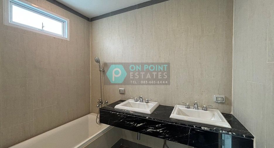 For sale 2 ベッドルーム condo in Watthana, Bangkok