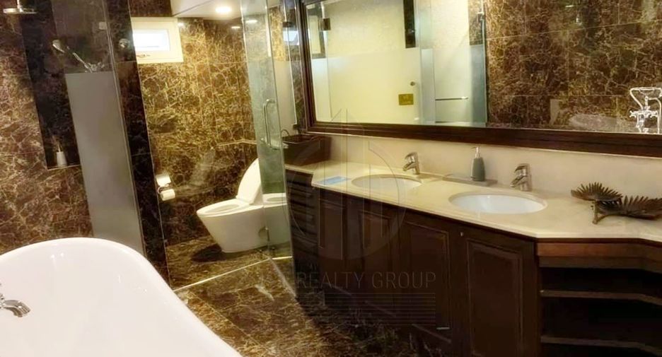 Haus zum Kauf mit 5 Zimmer in Watthana, Bangkok